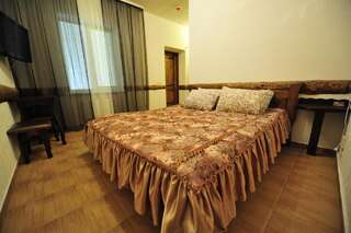 Отель Оазис-М Babin Улучшенный двухместный номер с 1 кроватью-3